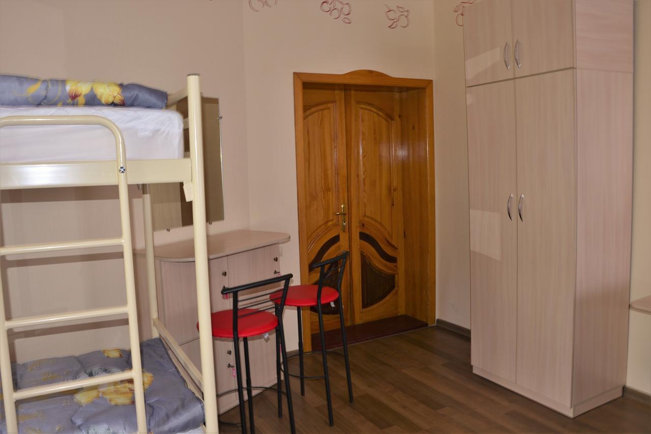 Vishnya Hostel 드네프로페트로프스크 외부 사진