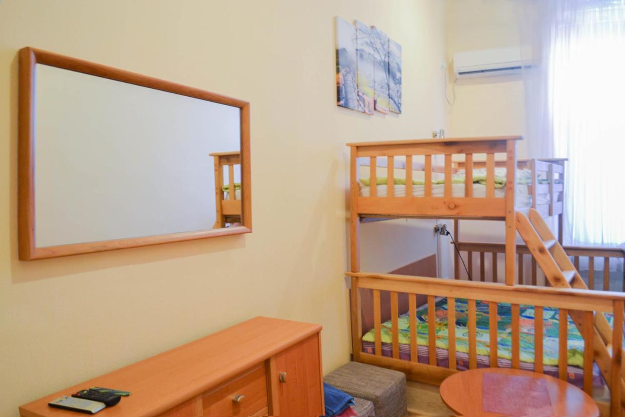 Vishnya Hostel 드네프로페트로프스크 외부 사진